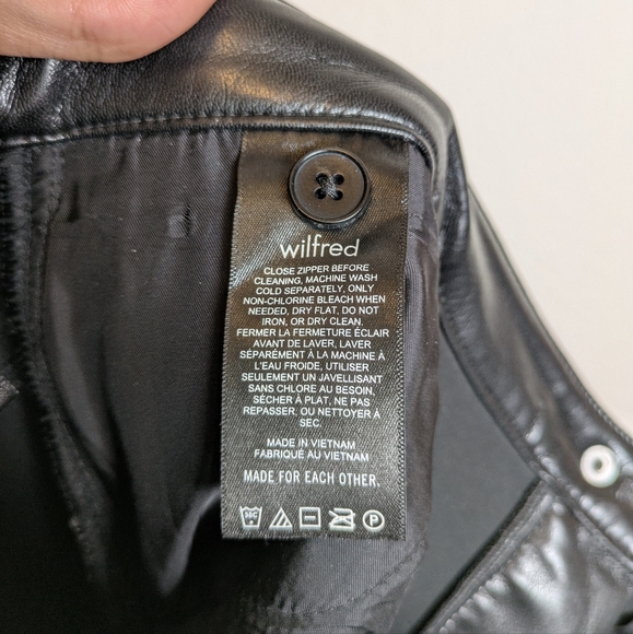 Aritzia Wilfred Beatrix High Waisted Flare Vegan Leather Pants Size 12 Black - Picture 9 of 11